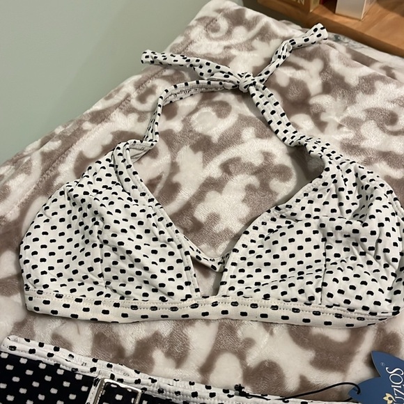 Polkadot bathing suit - Picture 3 of 5